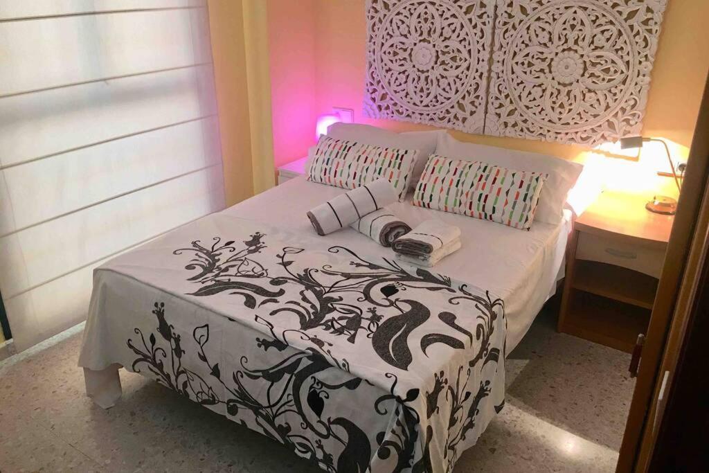 Confortable-Tranquilo Apartamento Junto Al Centro Málaga Eksteriør bilde