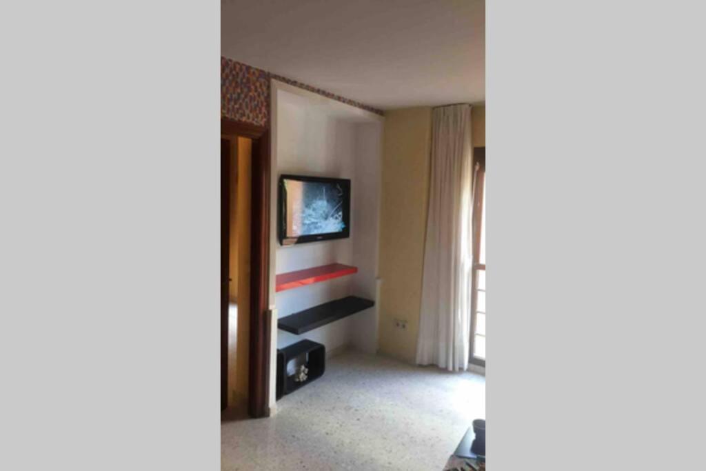 Confortable-Tranquilo Apartamento Junto Al Centro Málaga Eksteriør bilde