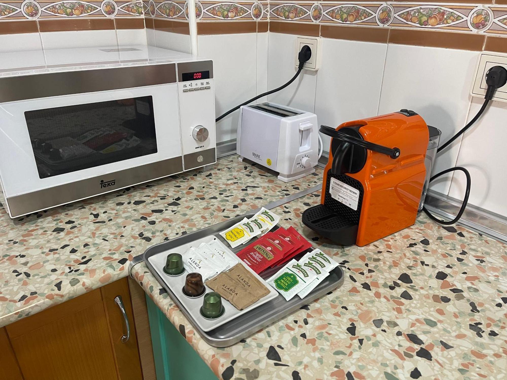 Confortable-Tranquilo Apartamento Junto Al Centro Málaga Eksteriør bilde
